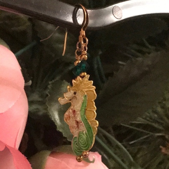 🔥ON SALE🔥3/$30🔥 💖 LA Design💖Handmade Earrings - Picture 4 of 5